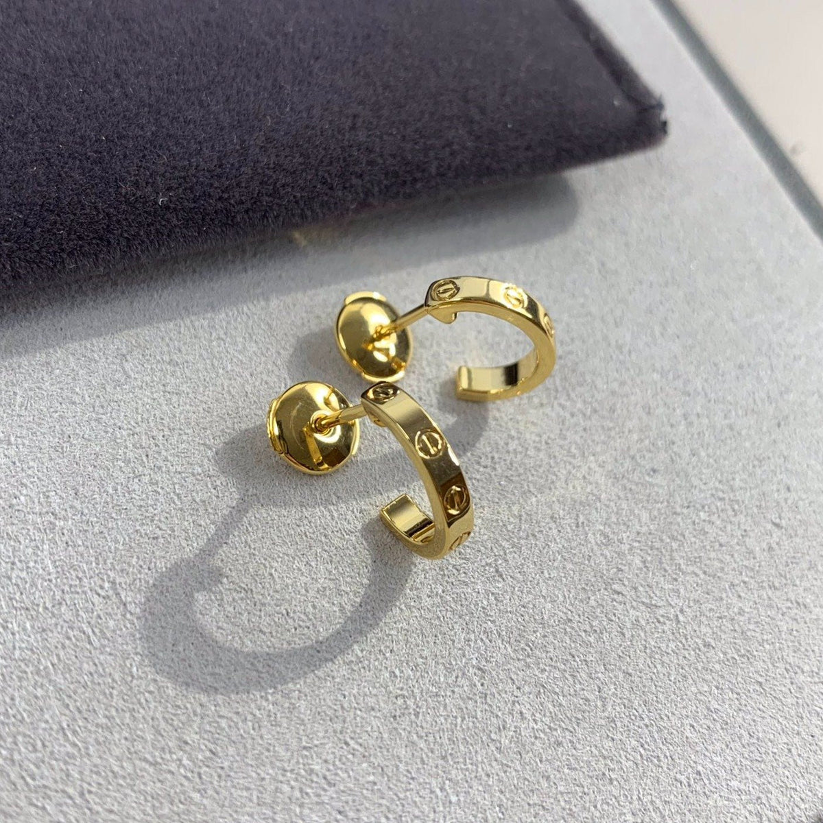 CARTIER LOVE EARRINGS 2.65MM GOLD