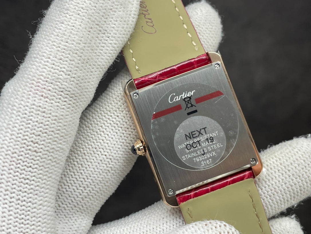 TANK LOUIS DE CARTIER QUARTZ GOLD CASE DIAMOND BEZEL