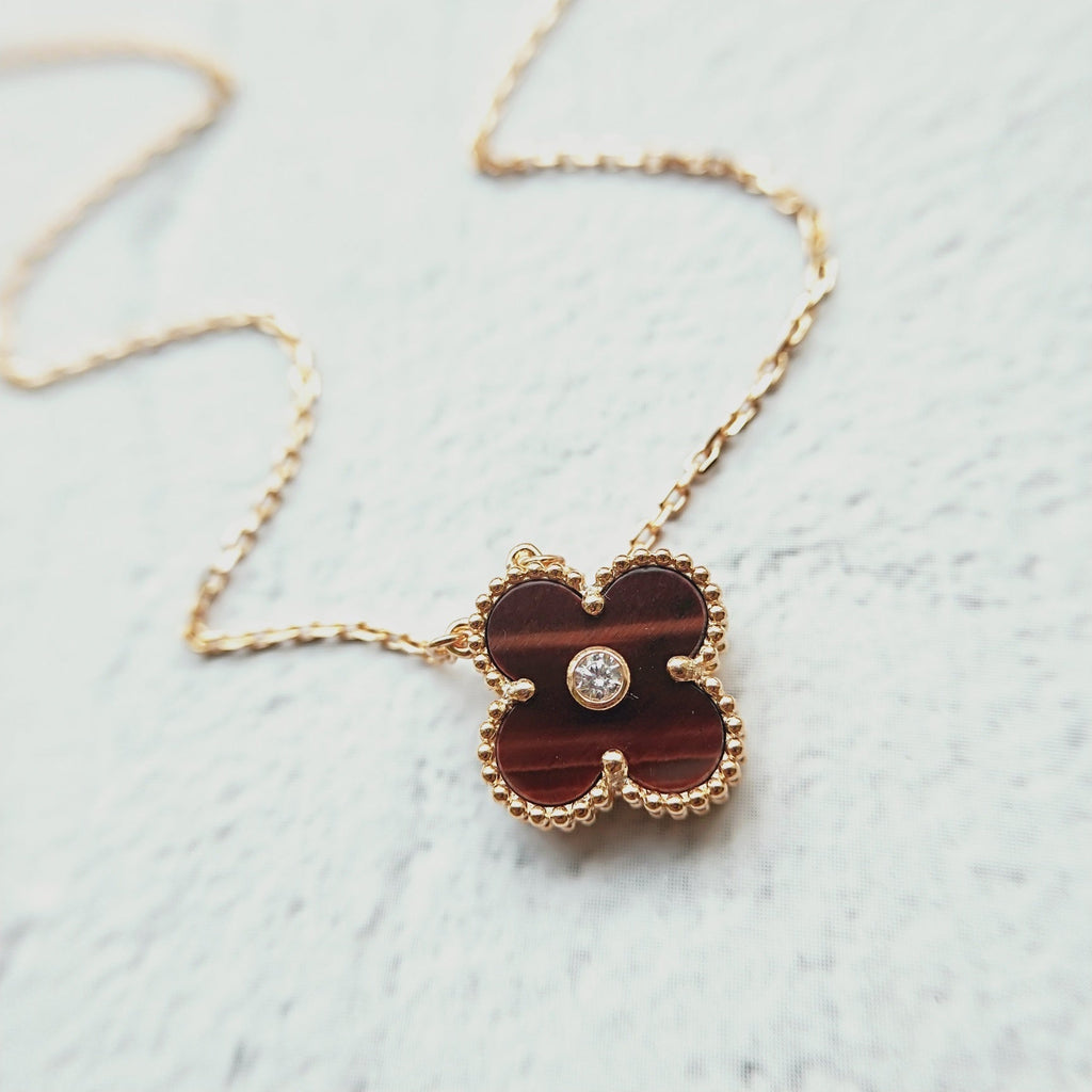 Van Cleef & Arpels CLOVER GOLD CARNELIAN CLOVER NECKLACE