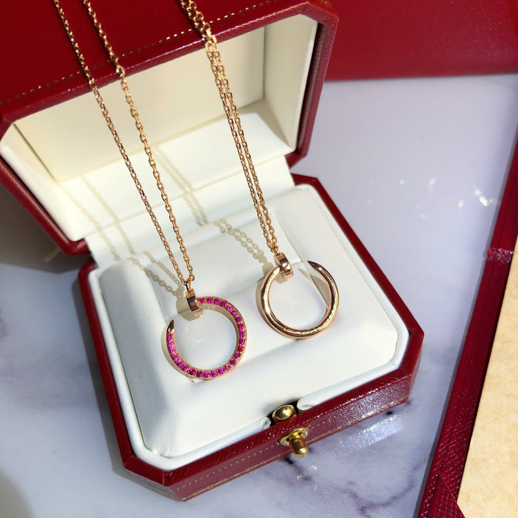 CARTIER JUSTE NECKLACE GOLD RED DIAMONDS