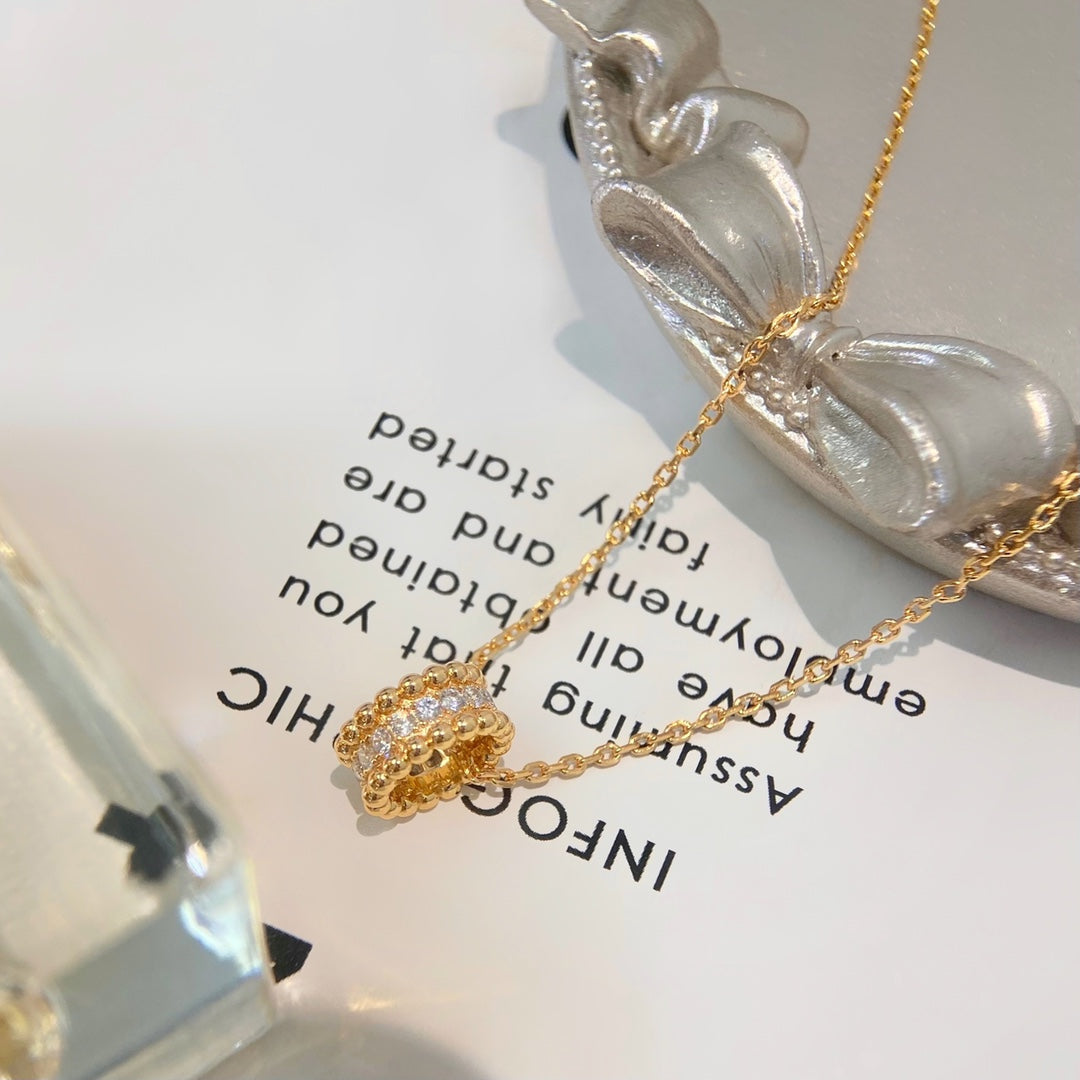 Van Cleef & Arpels PERLEE DIAMOND NECKLACE