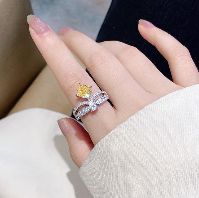 CHAUMET JOSEPHINE YELLOW DIAMOND SILVER RING