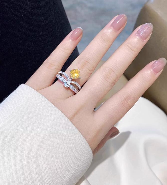 CHAUMET JOSEPHINE YELLOW DIAMOND SILVER RING