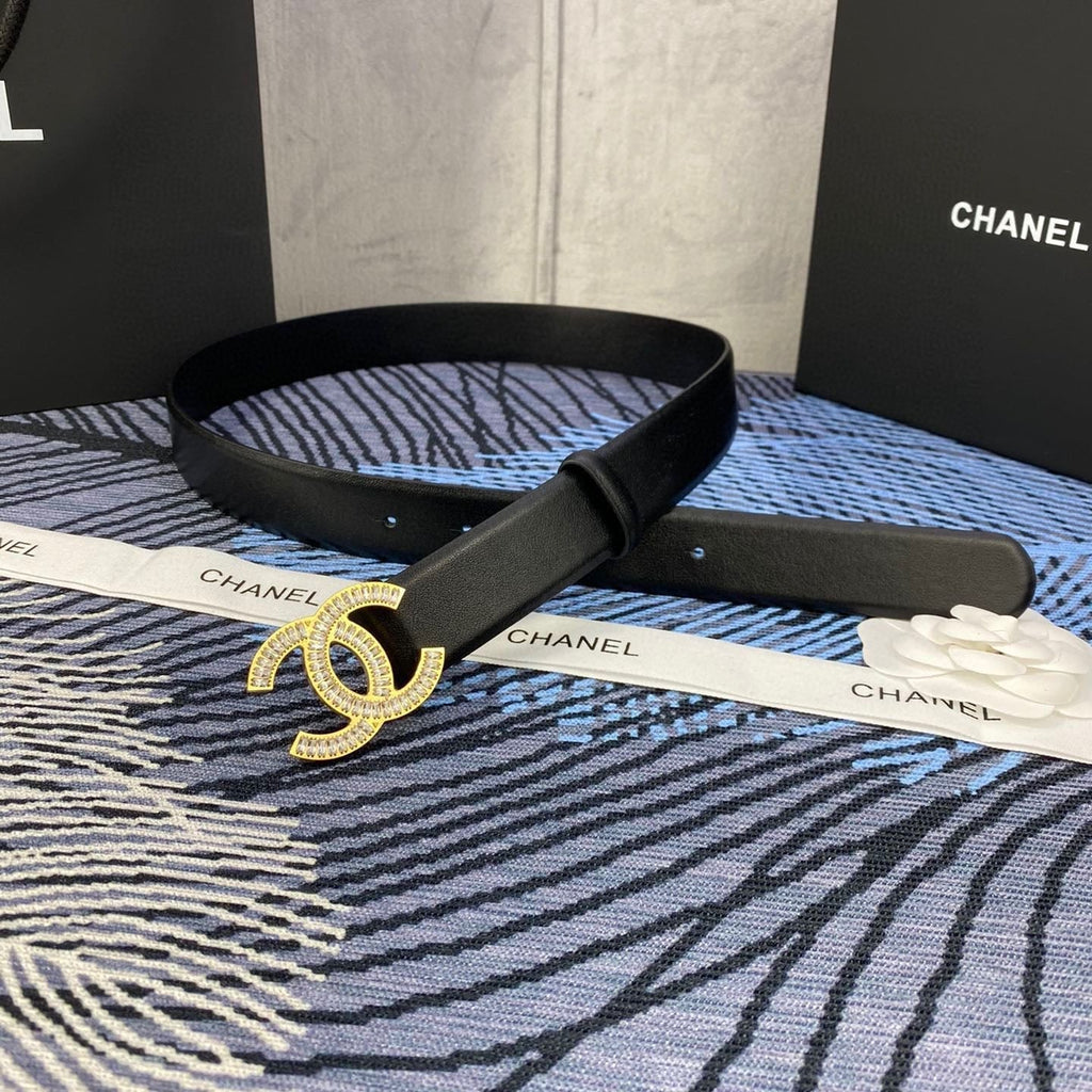 CHANEL 25S BELT 30 MM IN BLACK CALFSKIN WITH GOLD HARDWARE 615100