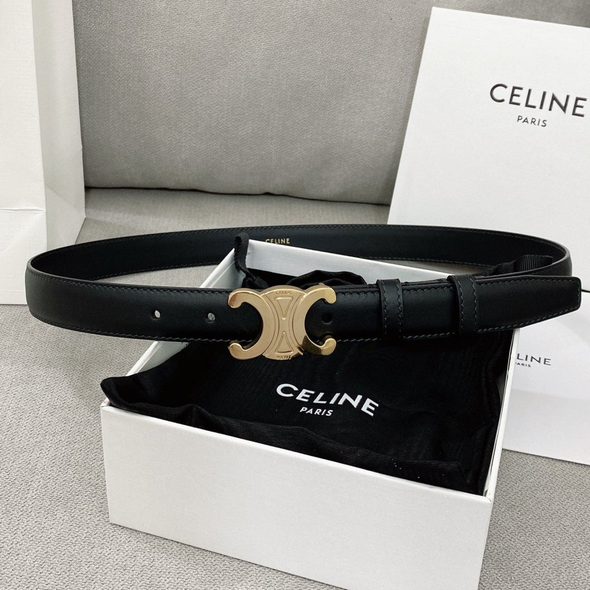 CELINE 25S TRIOMPHE BELT 25MM IN BLACK CALFSKIN GLOD HARDWARE 580679