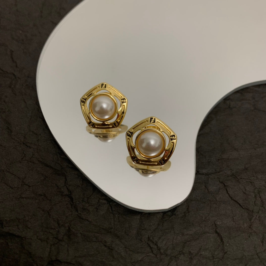 FENDI FF PEARL GOLD EARRINGS