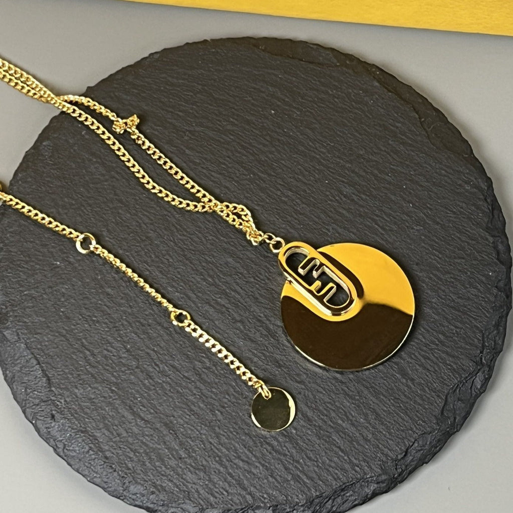 FENDI O'LOCK GOLD NECKLACE