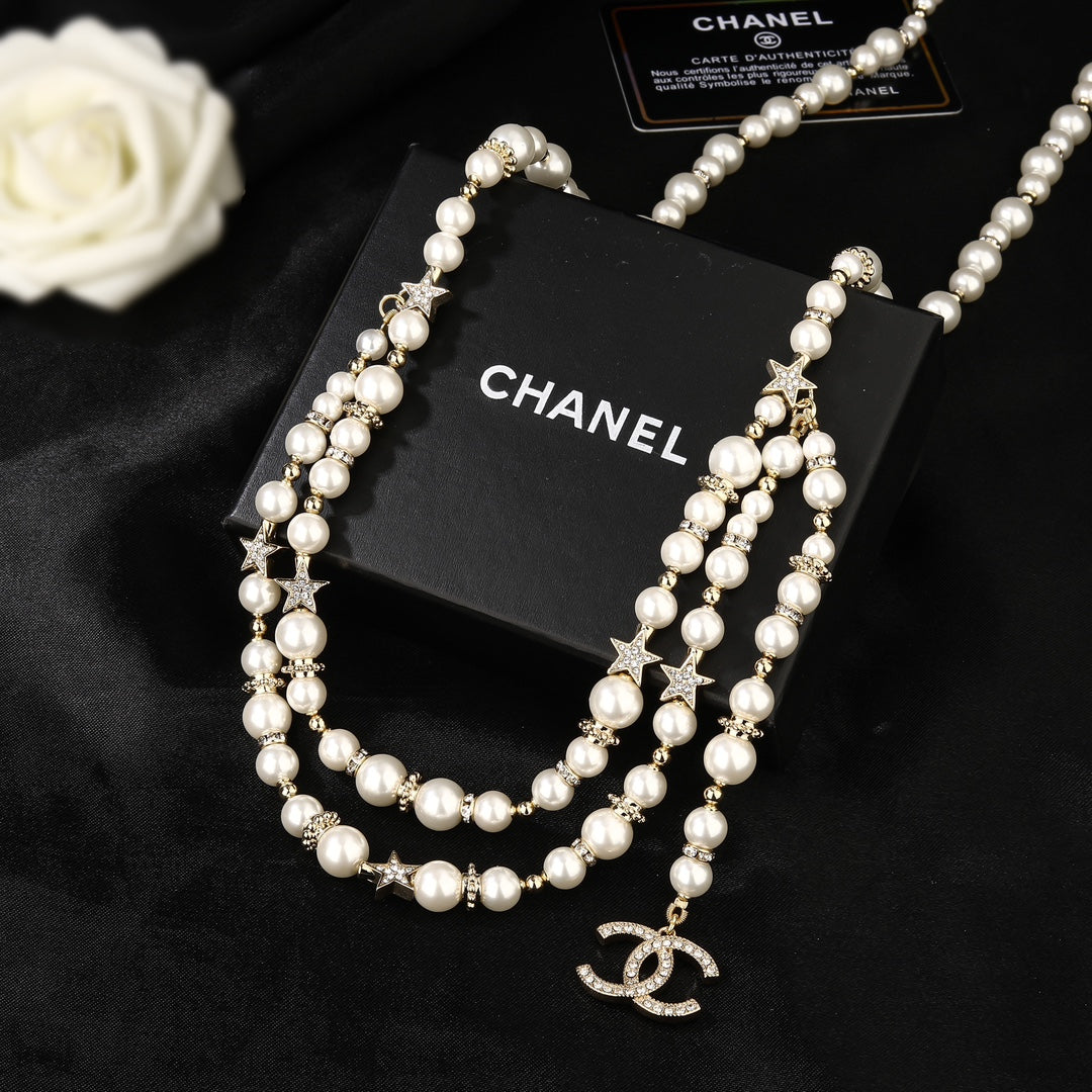 CHANEL 25S CHAIN BELT IN WHITE PEARL 612712