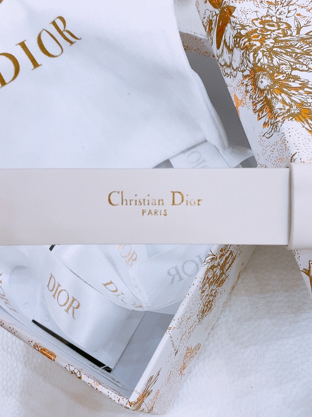 DIOR 25S BELT 25 MM IN WHITE CALFSKIN 561820